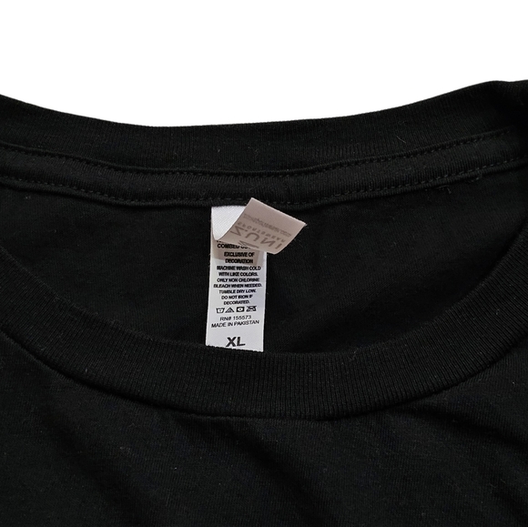 Fender '54 Stratocaster Electric Guitar Black T-Shirt Men XL Six String Music - Picture 3 of 5